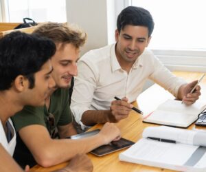 How Pay Stubs Help Businesses Follow Labor Laws
