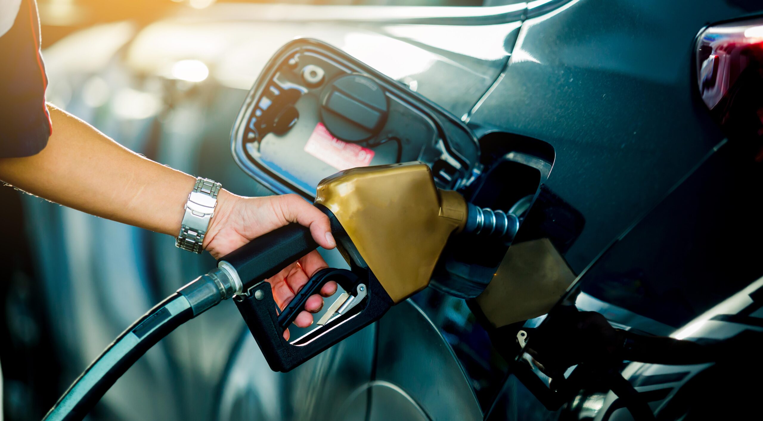 rent a car dubai fuel policy